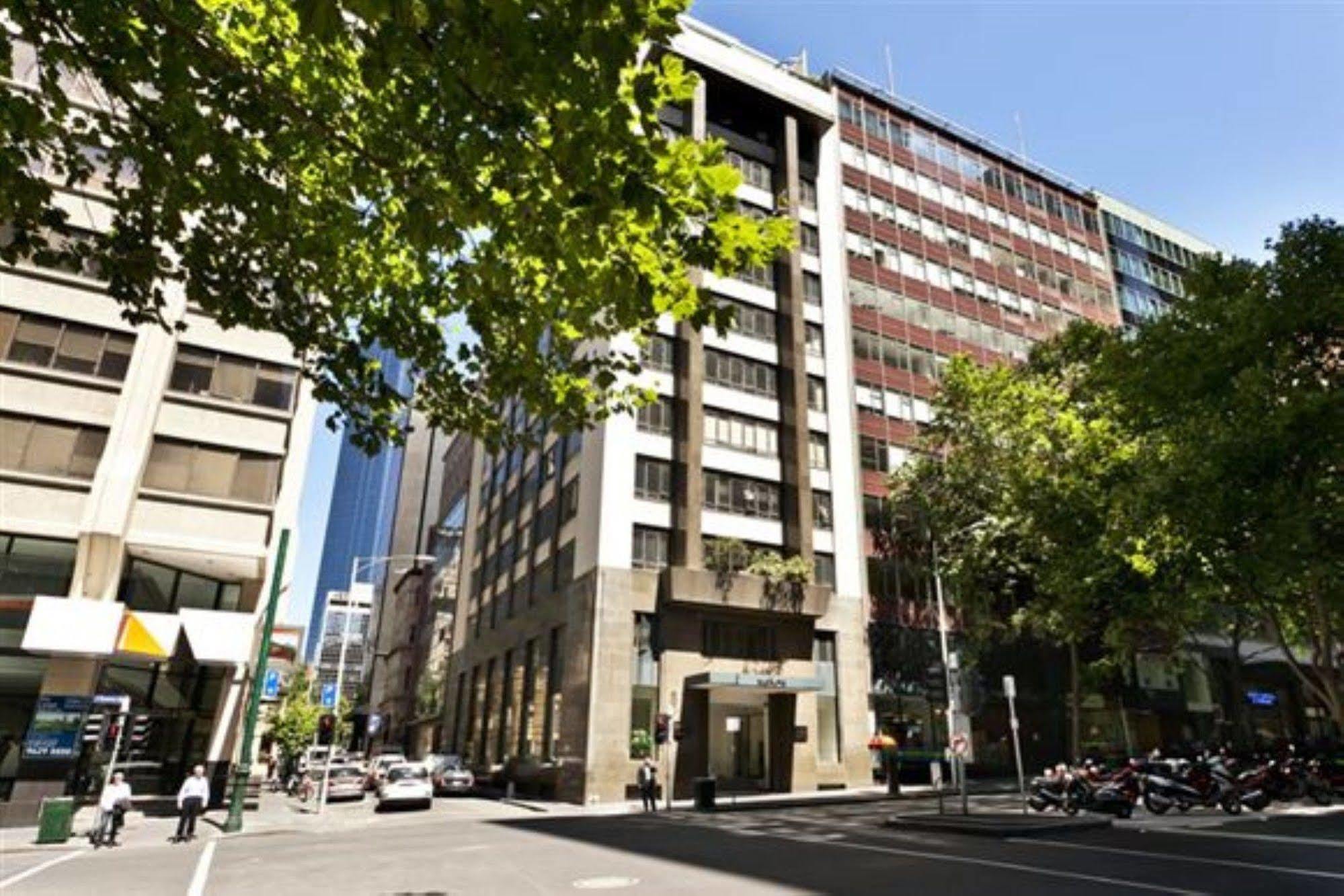 Plum Serviced Apartments Collins Street Мельбурн Екстер'єр фото